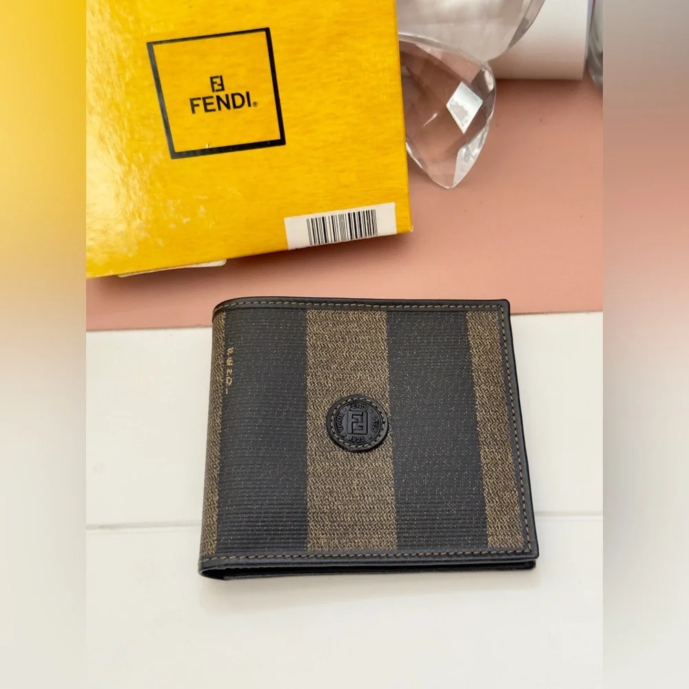 His / Hers Fendi New Vintage Wallets - Picture 3 of 16